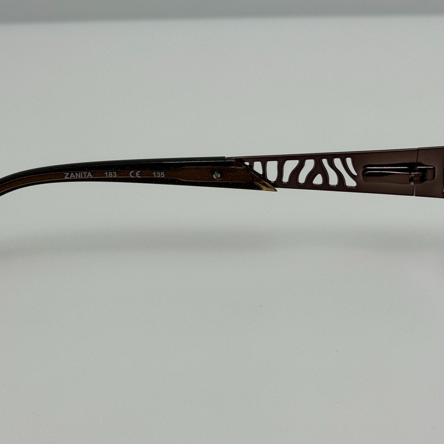 Daisy Fuentes Eyeglasses Eye Glasses Frames Zanita 183 55-16-135