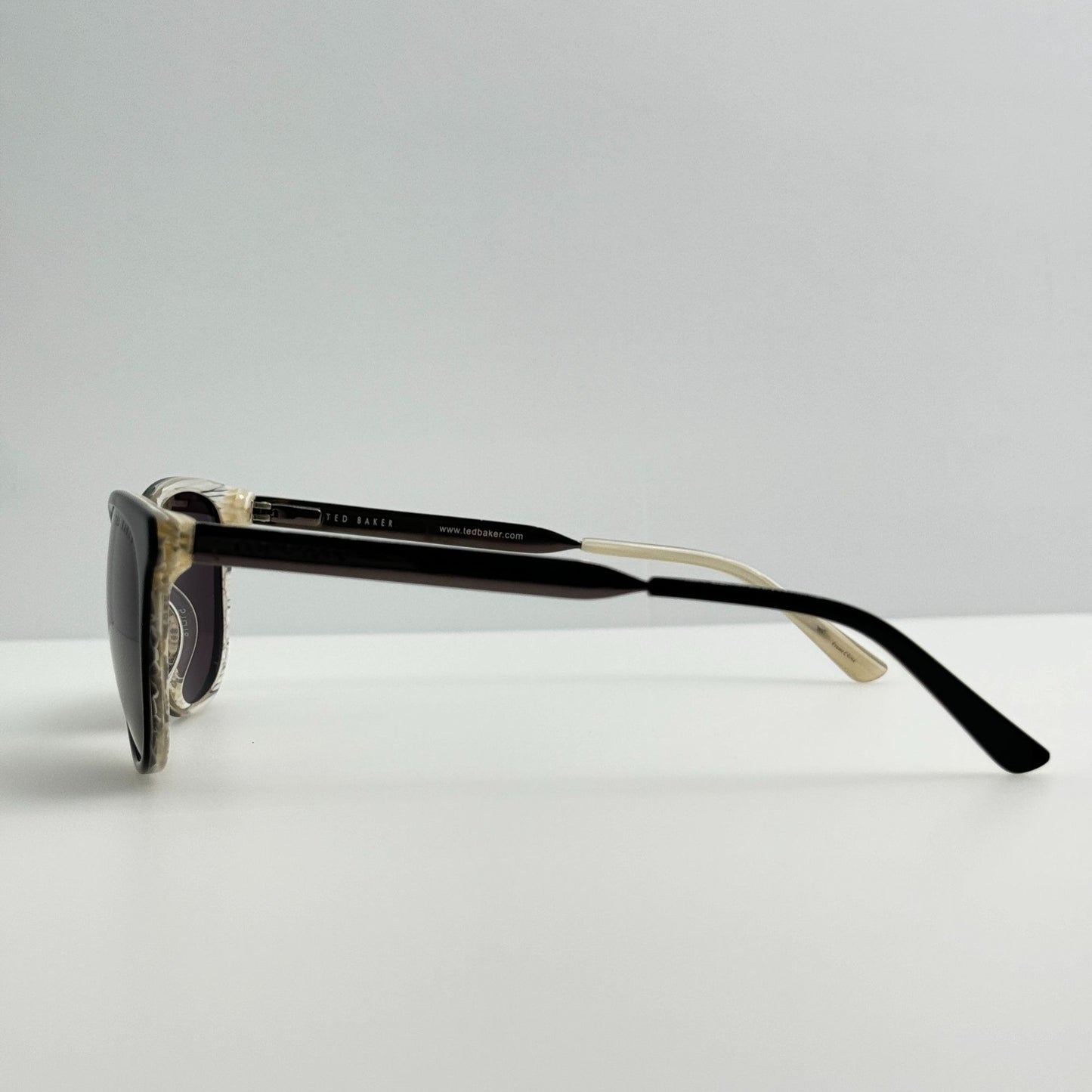 Ted Baker Sunglasses B692 BLK 51-18-140