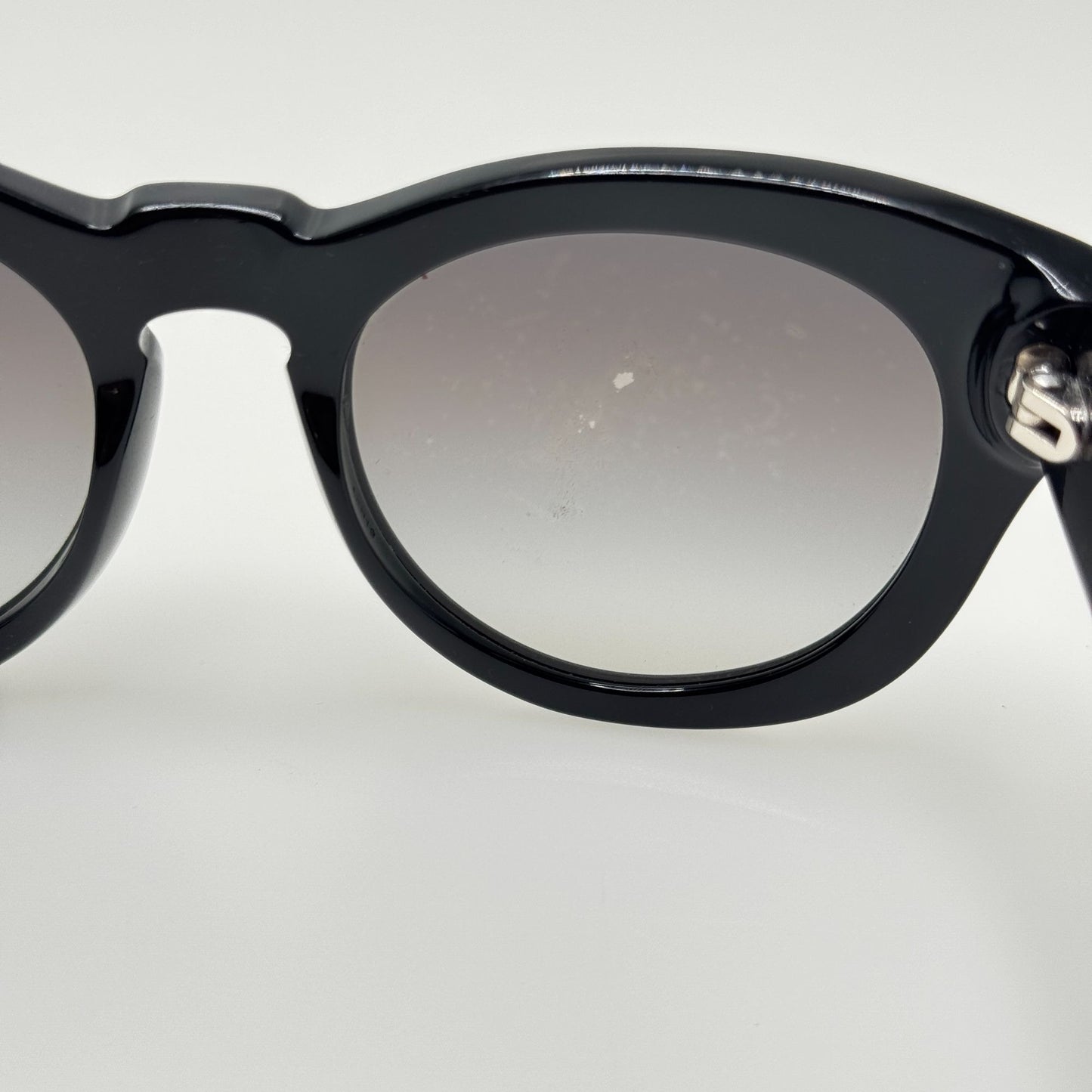 Micheal Kors Sunglasses MK 2037 Summer Breeze 317711 50-19-135