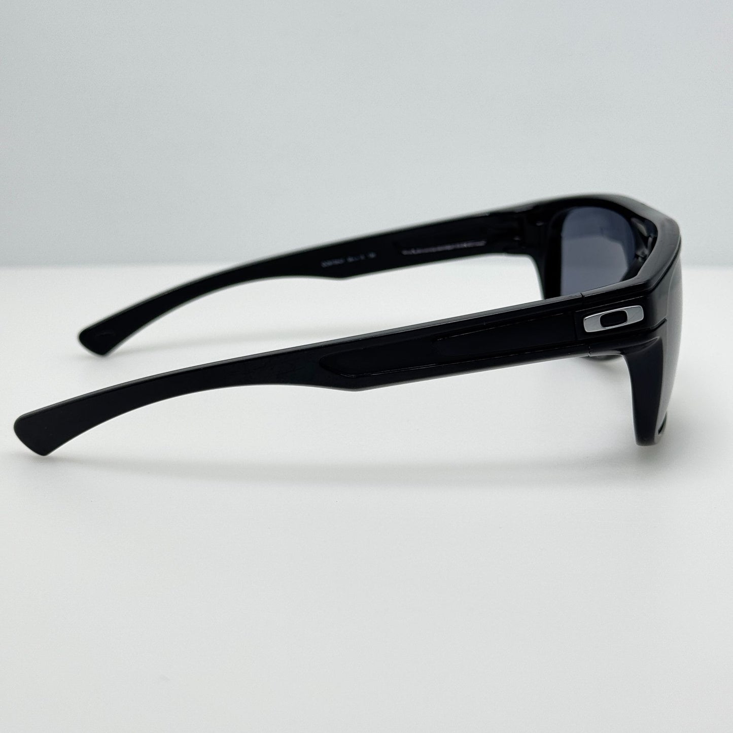 Oakley Sunglasses OO9199-01 Breadbox Black 56-15-136