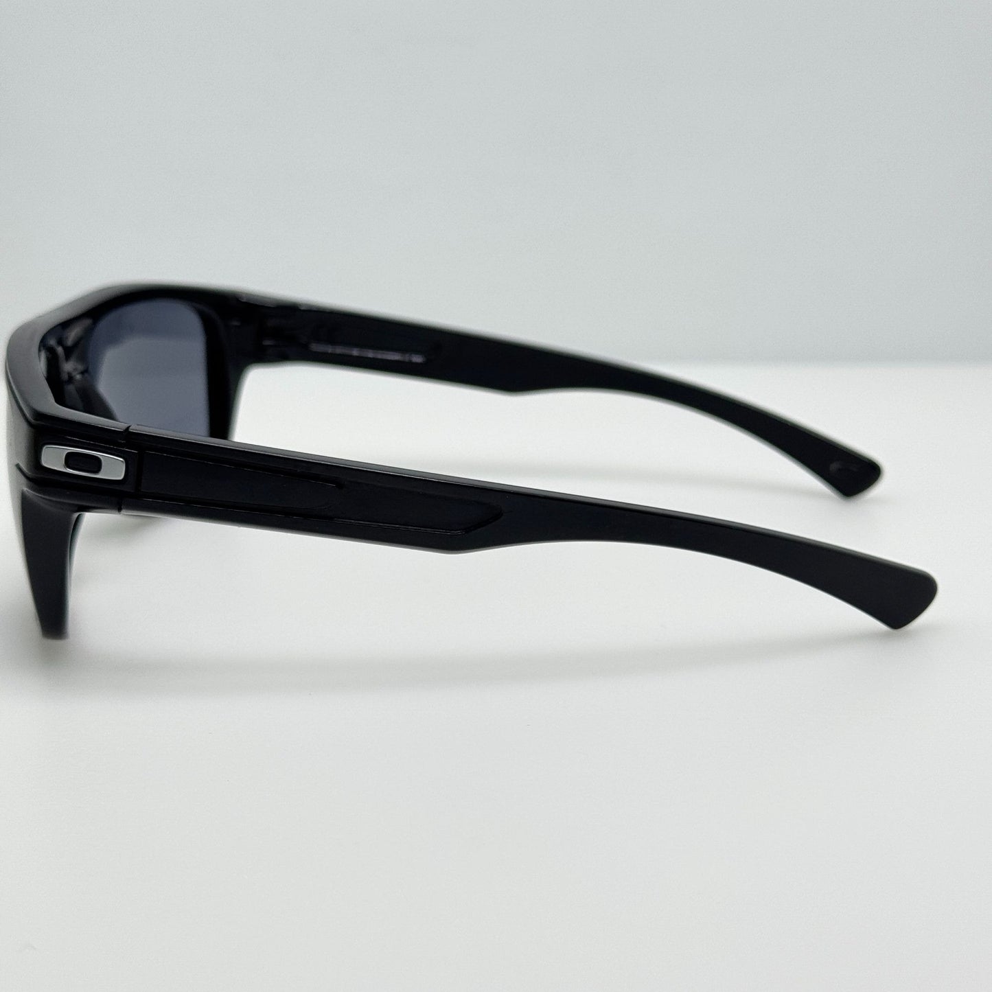 Oakley Sunglasses OO9199-01 Breadbox Black 56-15-136