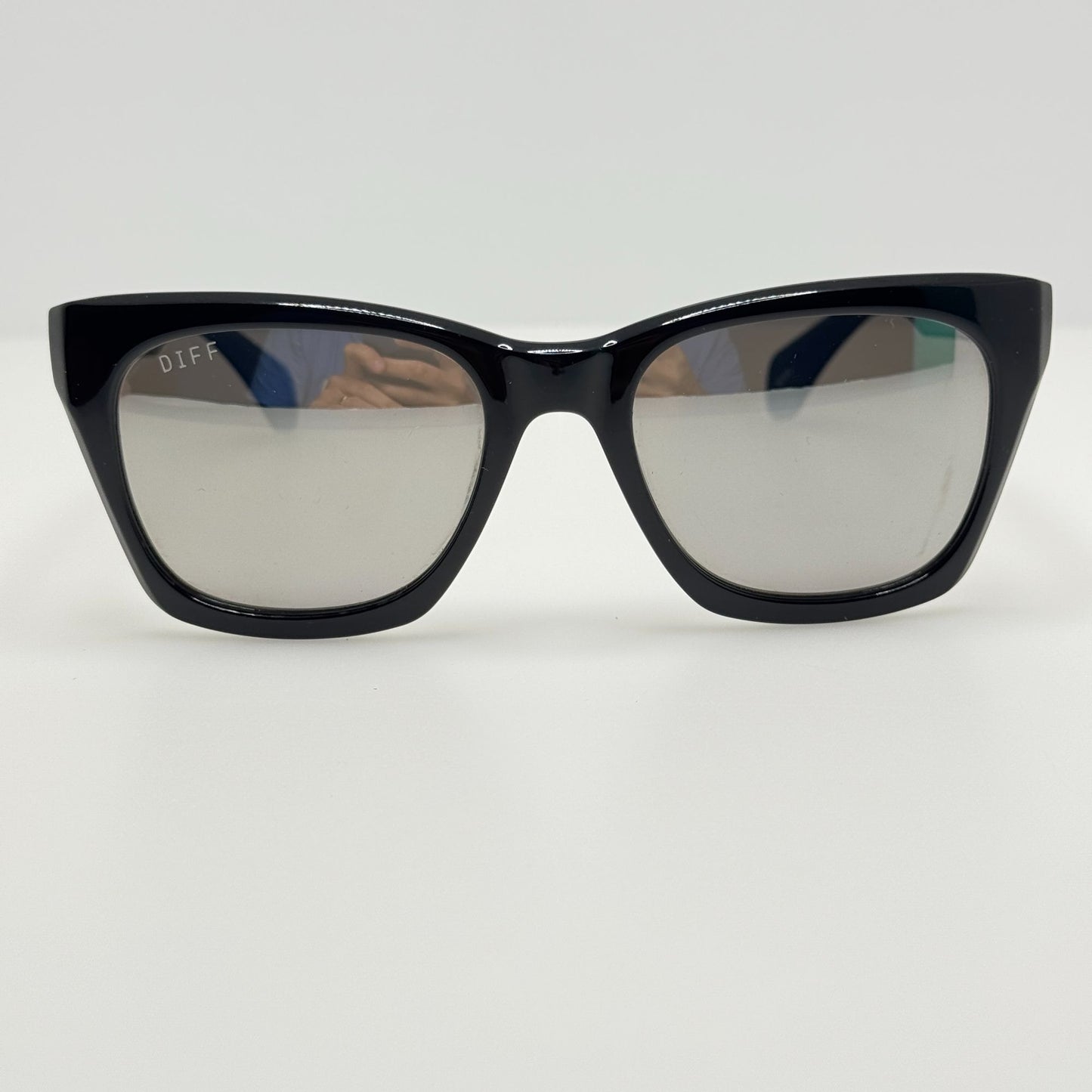 Diff Sunglasses Sean DE01-0685-BKGFN Black 56-20-145