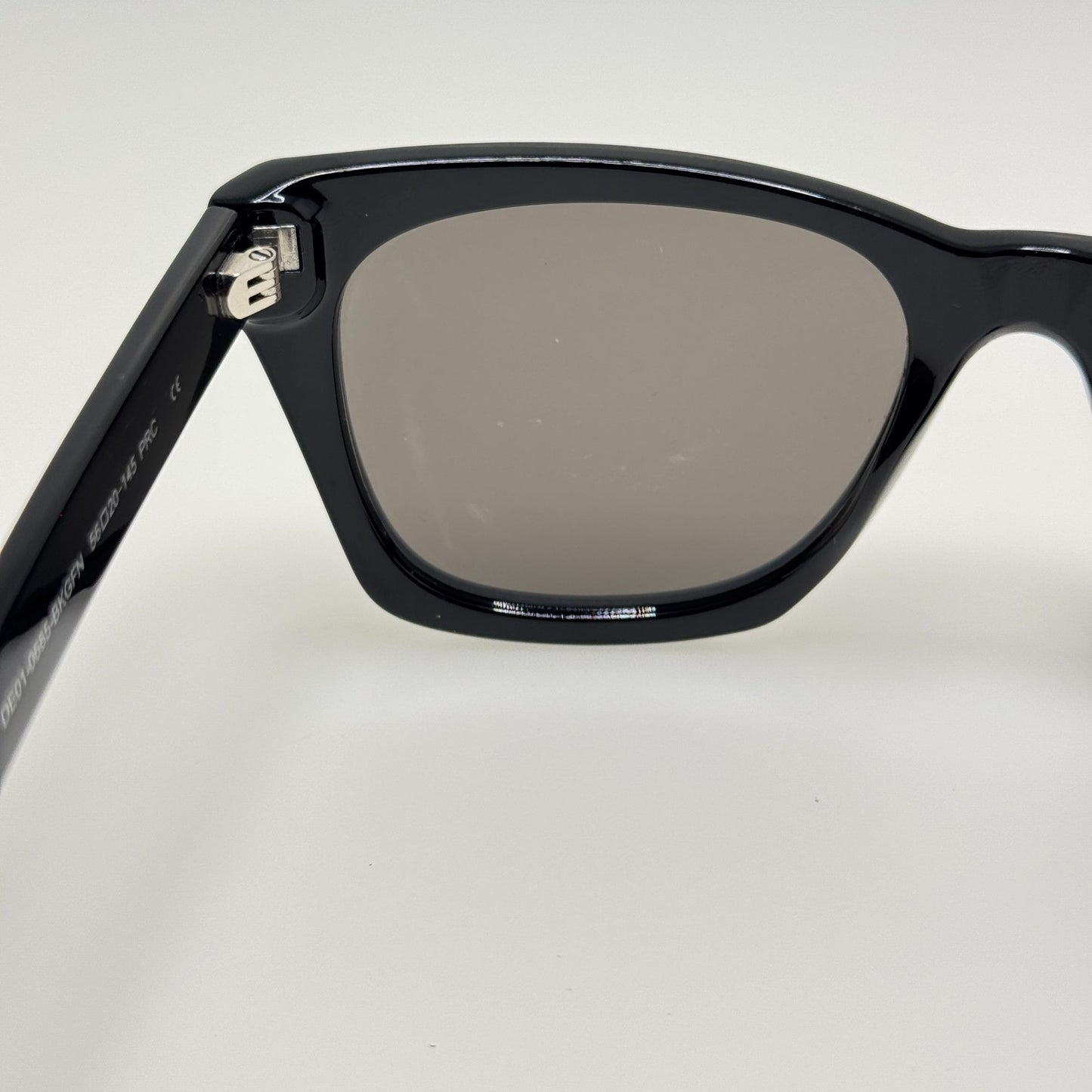 Diff Sunglasses Sean DE01-0685-BKGFN Black 56-20-145