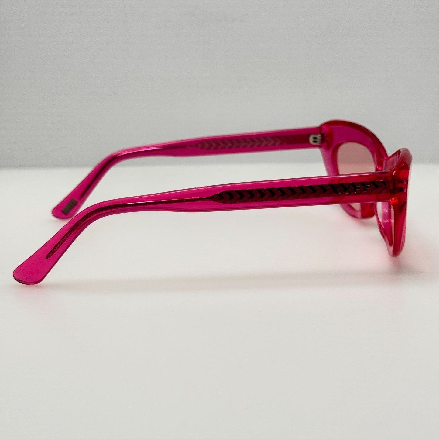Diff Sunglasses Remy Cleo CP-PN70 Pink