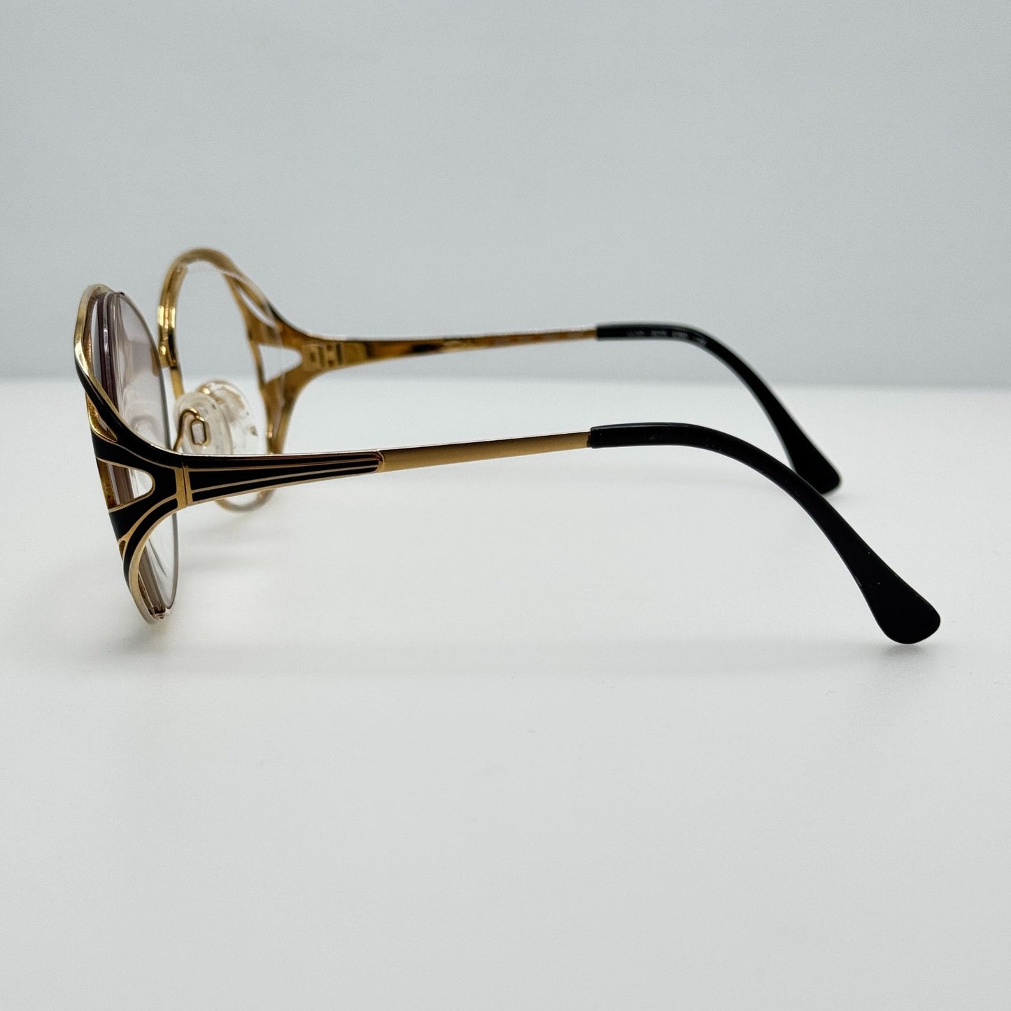 Tura Eyeglasses Eye Glasses Frames 825 EBO HGP Gold Black Japan 56-18-136
