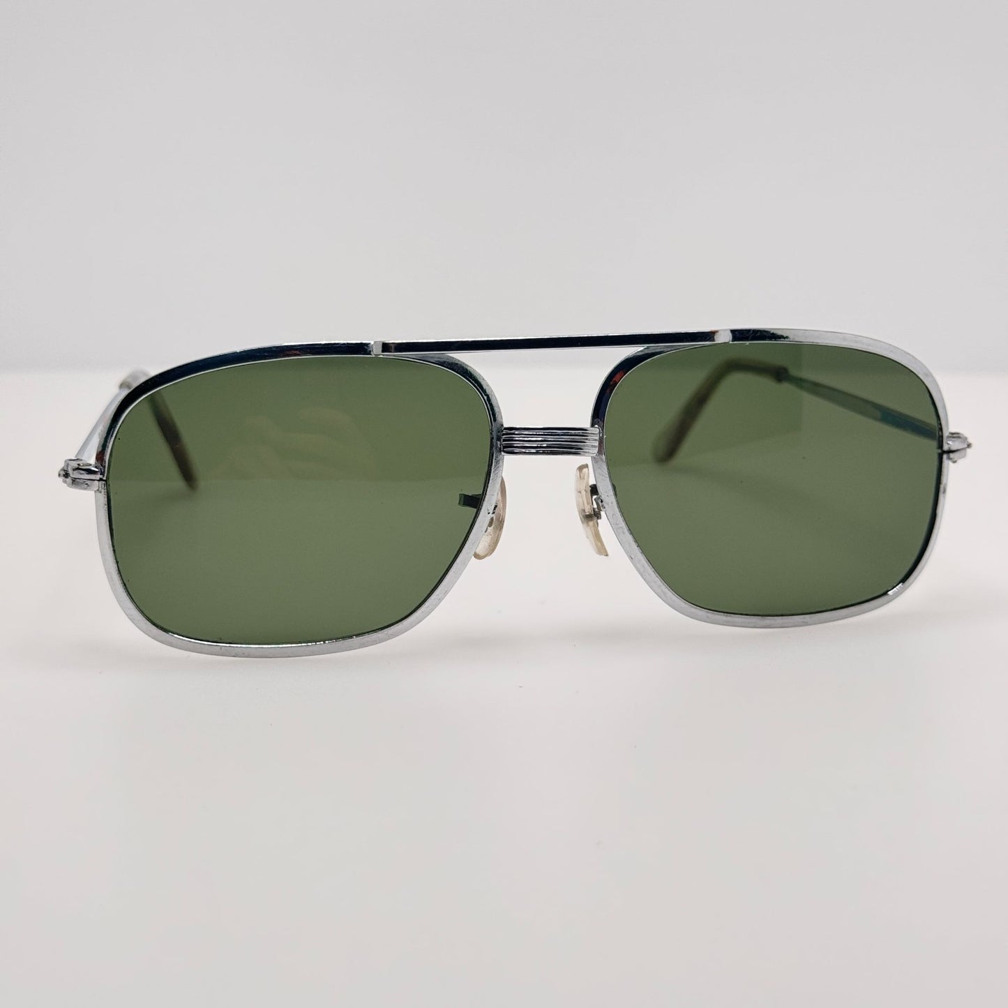 Unbranded Sunglasses 4-W Taiwan Silver Vintage Glass Lenses