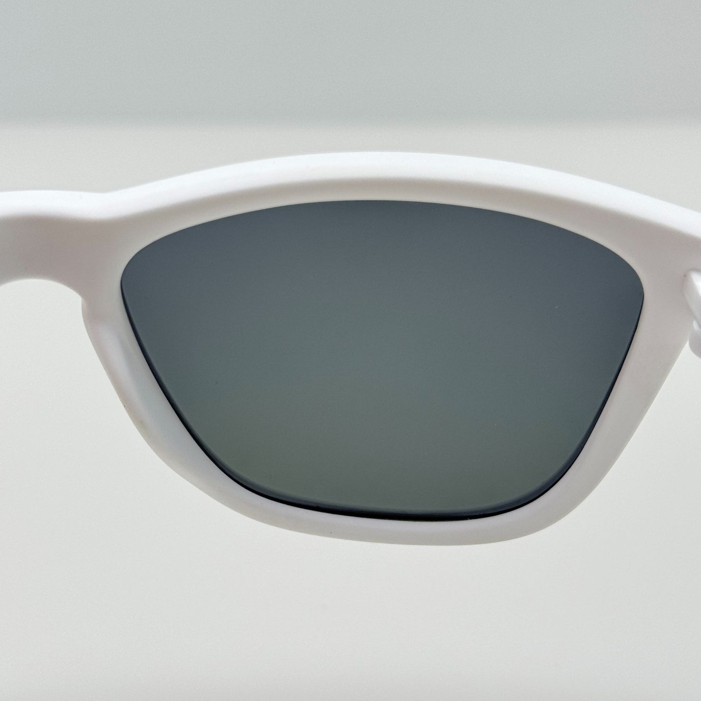 Goodr Sunglasses Side Scroll Eye Roll B