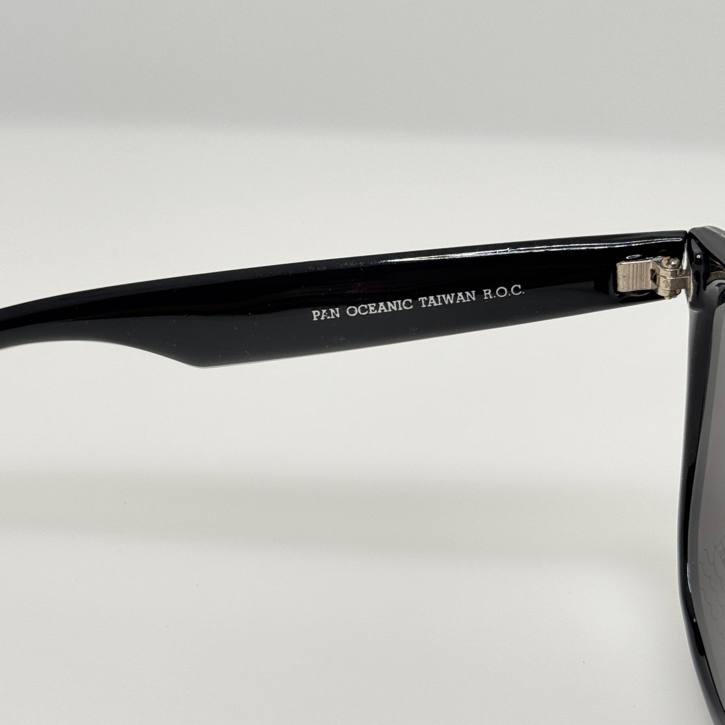 Pan Oceanic Sunglasses Black Nylon Taiwan R.O.C. Vintage Retro Peanuts Snoopy