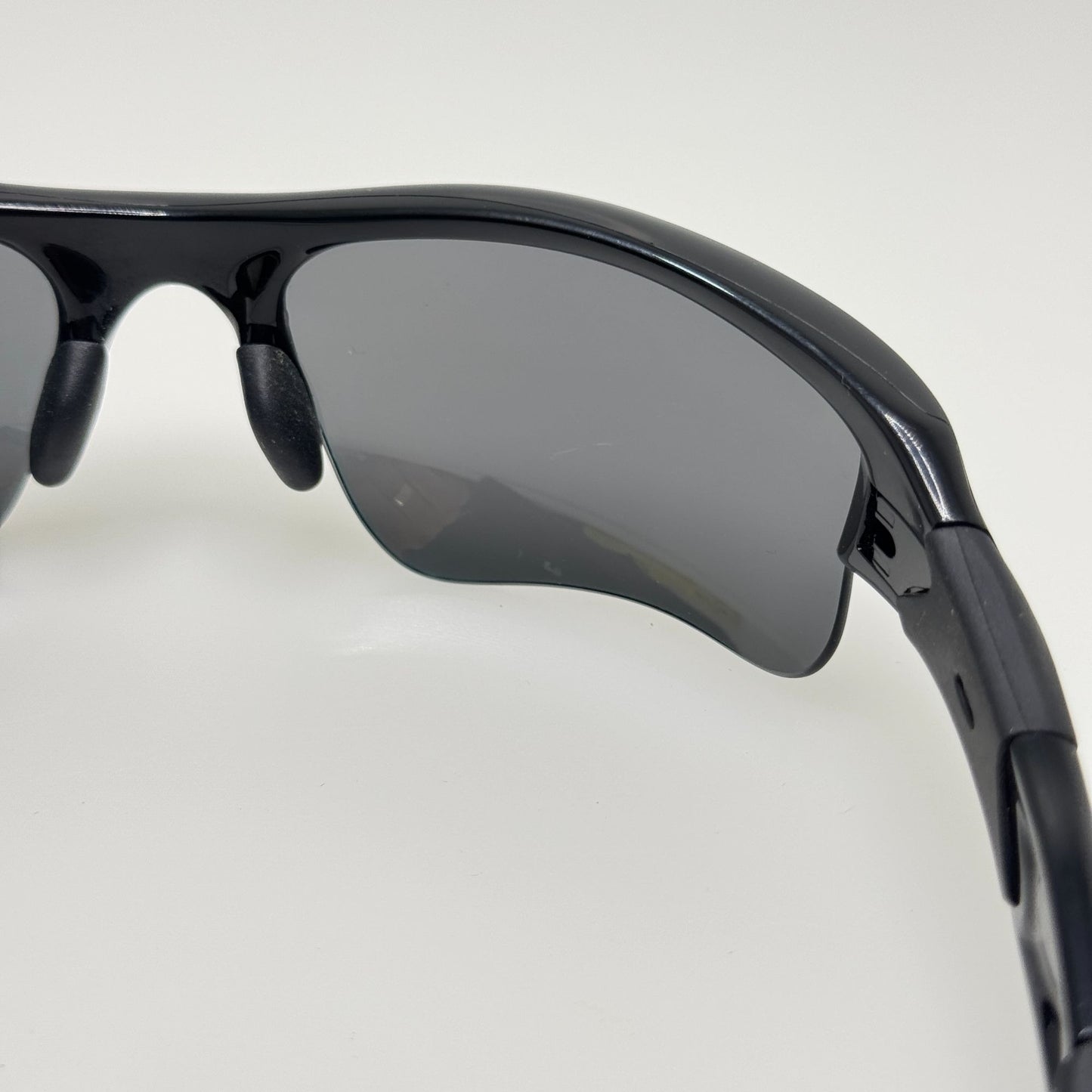Oakley Sunglasses 12-903 Flak Black Polarized 63-14-133