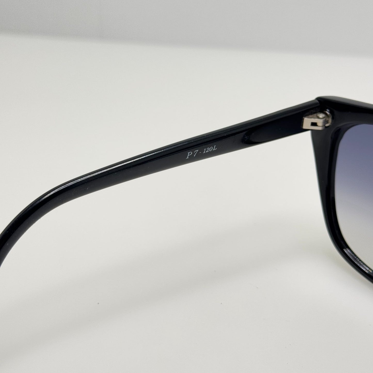 Laura Biagiotti Sunglasses P7 120L Vintage Retro Black Italy