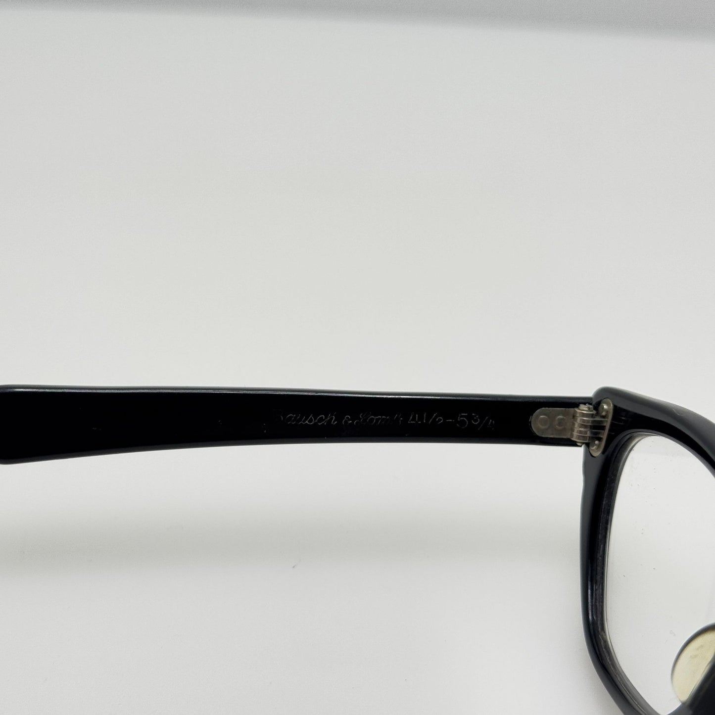 Bausch & Lomb B&L Eyeglasses Eye Glasses Frames Black 4 1/2 - 5 3/4 46-20