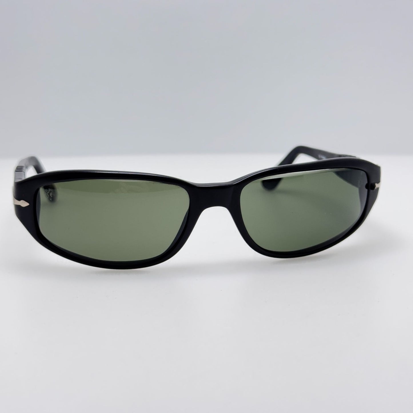 Persol Sunglasses 2634-S CC/31 Black Vintage 57-17-130