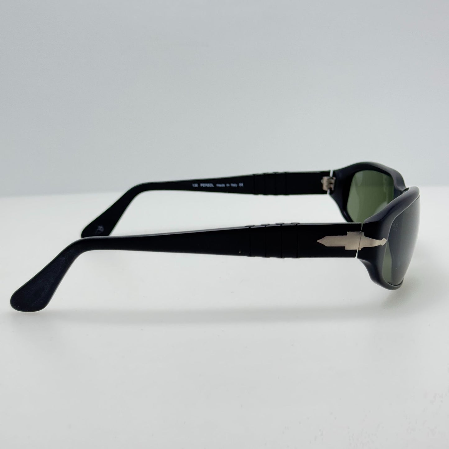 Persol Sunglasses 2634-S CC/31 Black Vintage 57-17-130