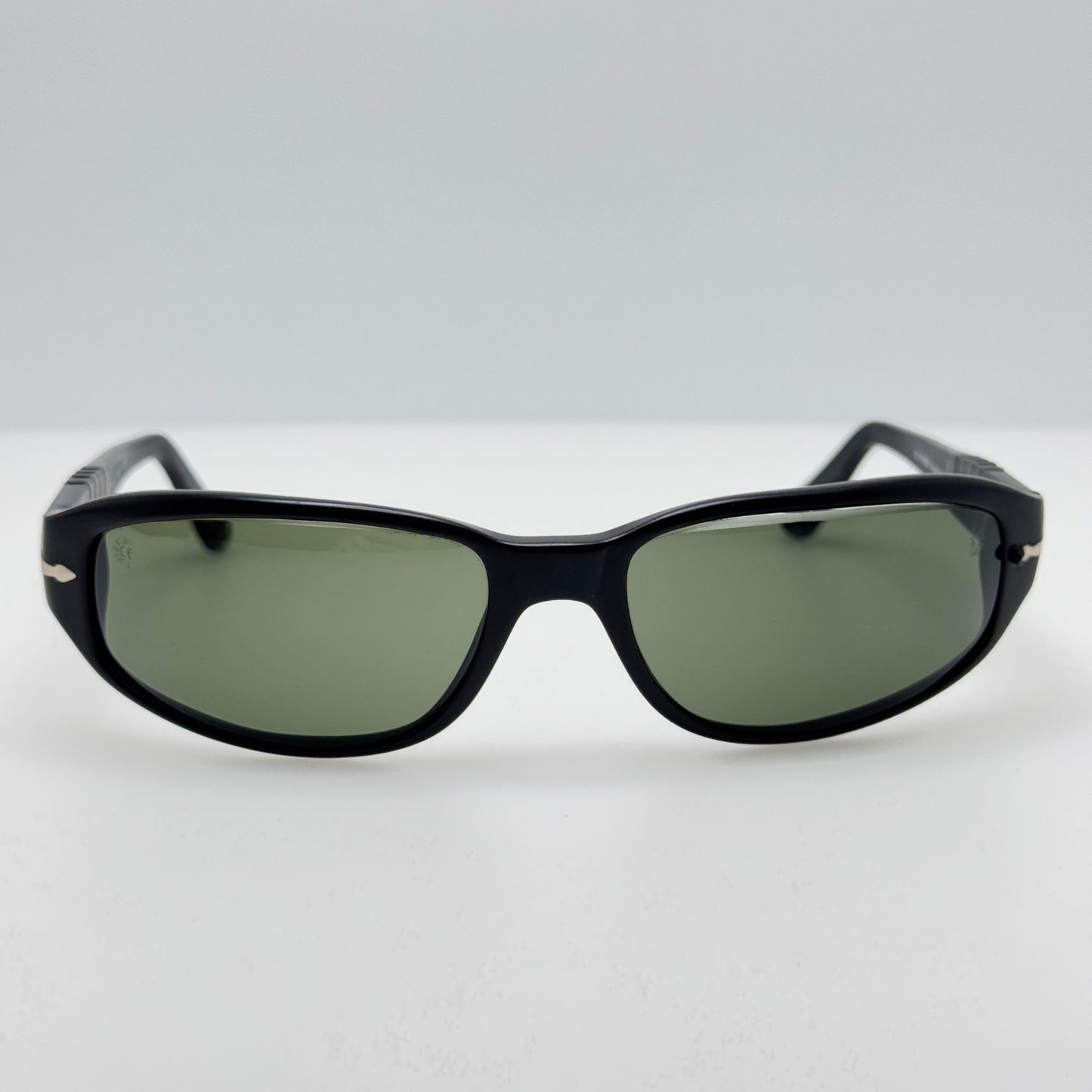 Persol Sunglasses 2634-S CC/31 Black Vintage 57-17-130