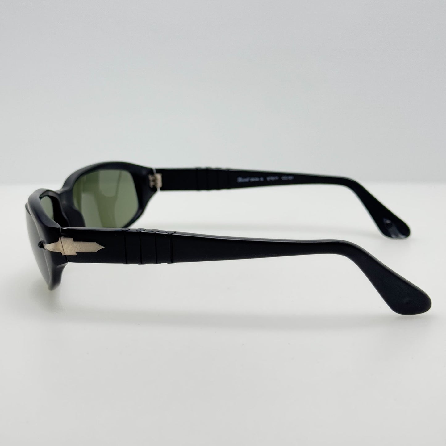 Persol Sunglasses 2634-S CC/31 Black Vintage 57-17-130