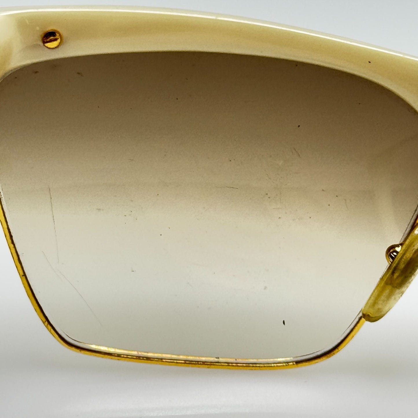 Laura Biagiotti Sunglasses Vintage Retro Pearl Gold