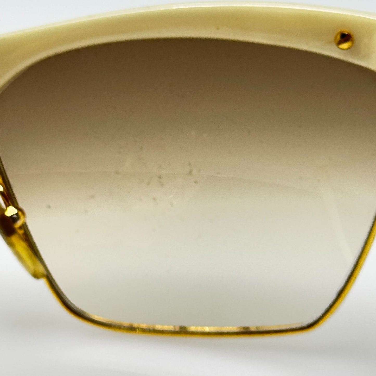 Laura Biagiotti Sunglasses Vintage Retro Pearl Gold