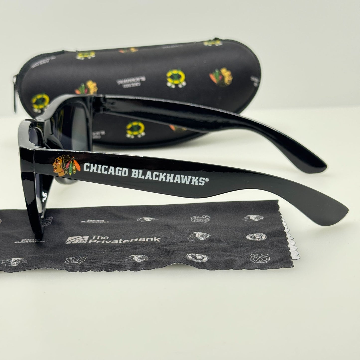 Chicago Blackhawks Sunglasses Promo Private Bank With Case