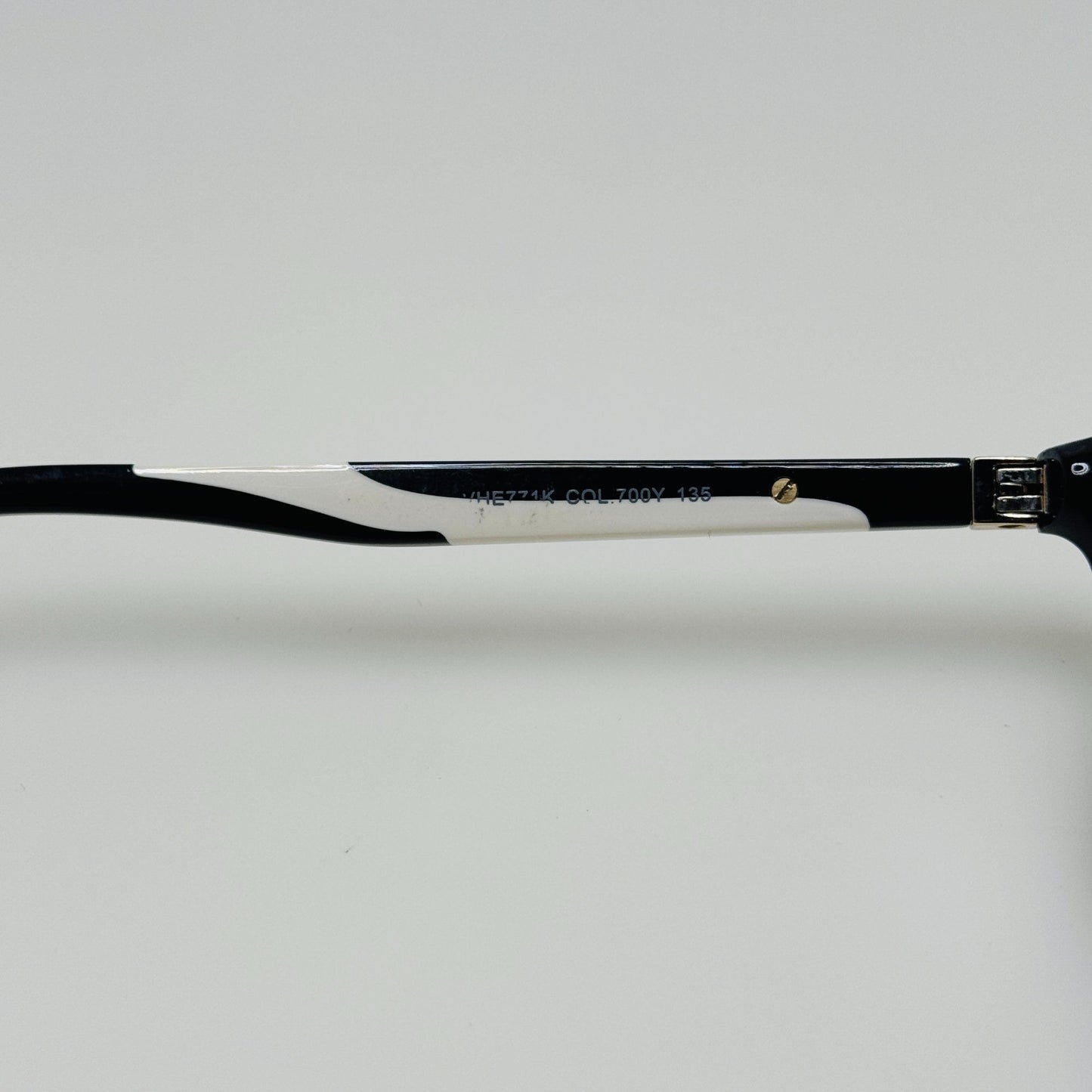 Carolina Herrera Eye Glasses Frames Eyeglasses VHE 163K Col 0A93 54-16-140