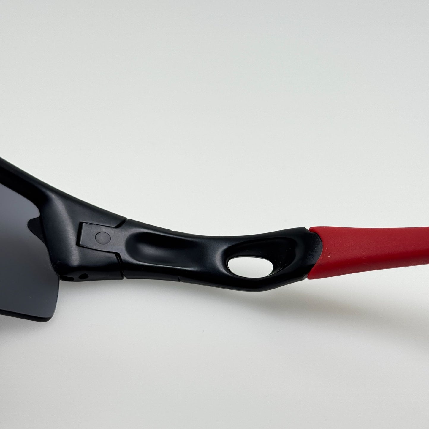 Oakley Sunglasses Radar Black Red