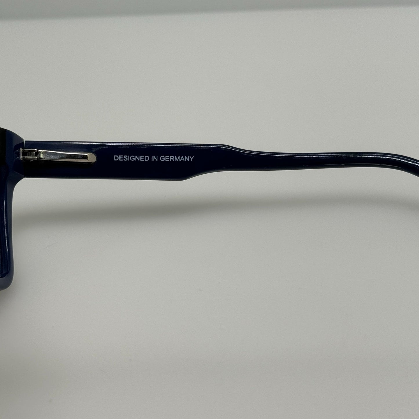 Humphrey's Eyeglasses Eye Glasses Frames 594026 70/Nav 52-16-135