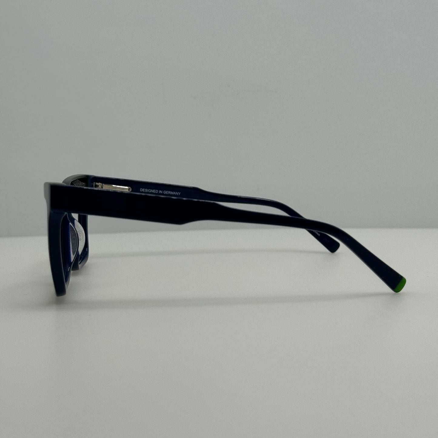 Humphrey's Eyeglasses Eye Glasses Frames 594026 70/Nav 52-16-135