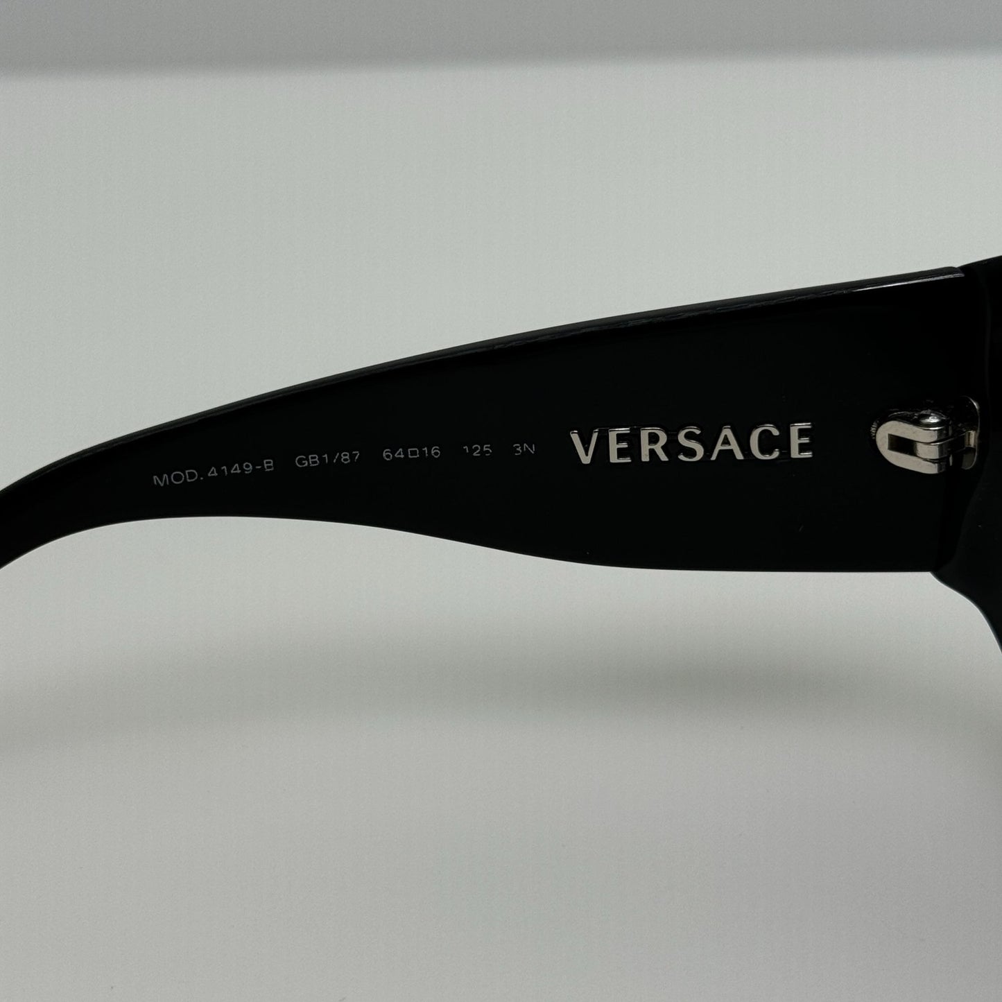 Versace Sunglasses 4149-B GB1/87 64-16-125 3N W/ Case