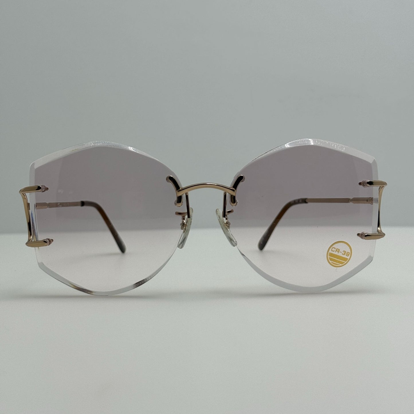 Tura Sunglasses 178 5 1/2 Japan Gold Smoke Pink 62-20-140