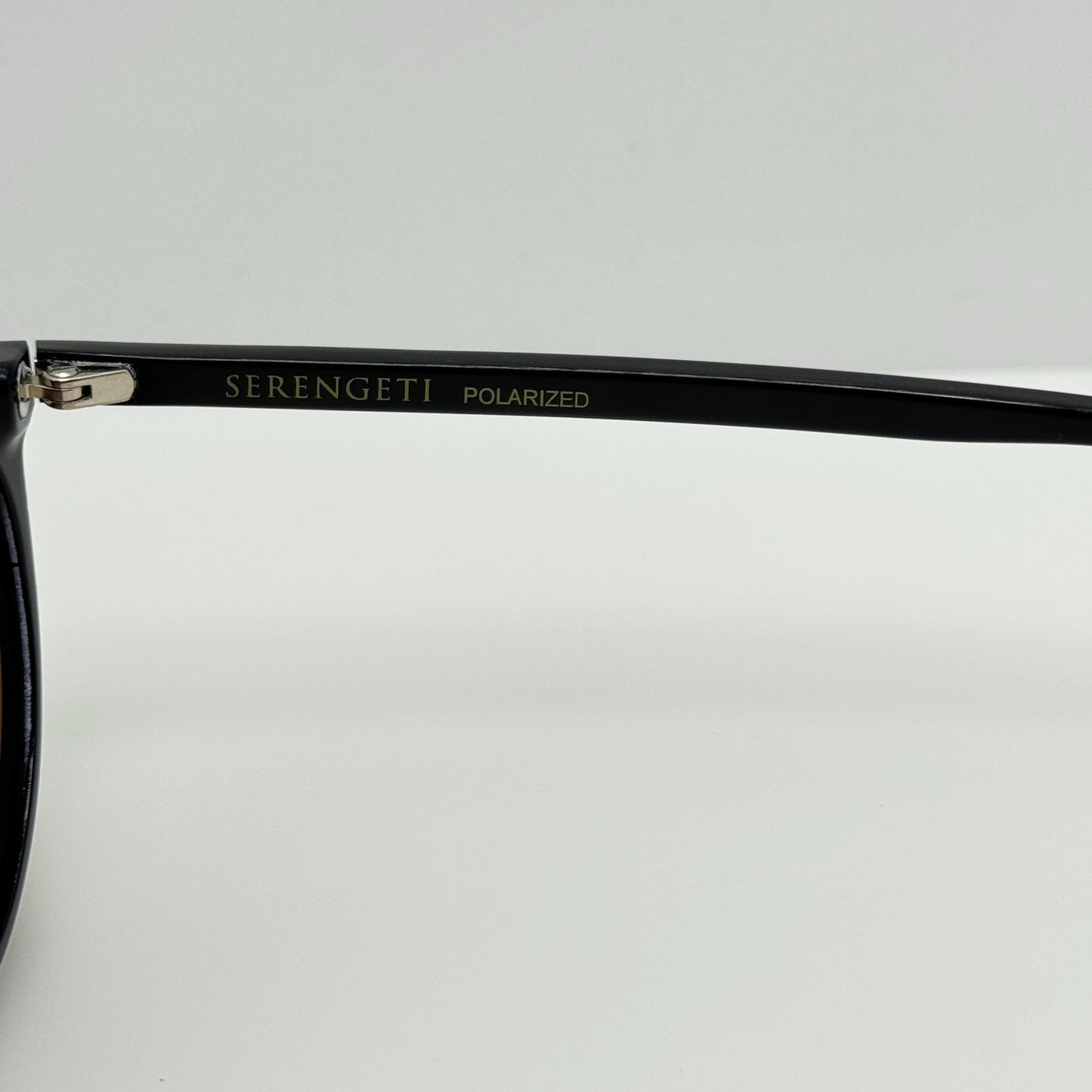 Serengeti Sunglasses 8846 Elena 54-23-145 Italy Polarized