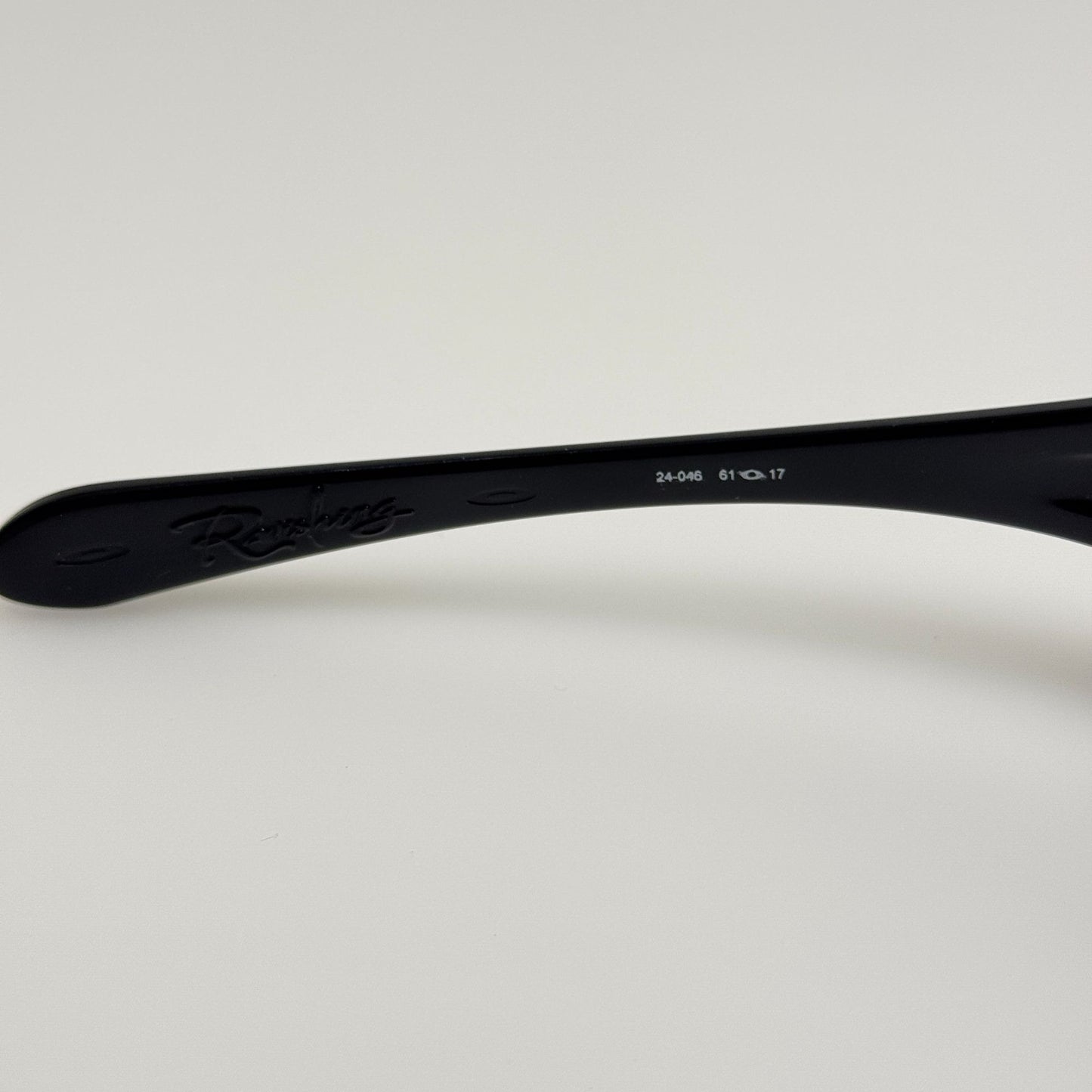 Oakley Sunglasses 24-046 Ravishing Breast Cancer Black 61-17