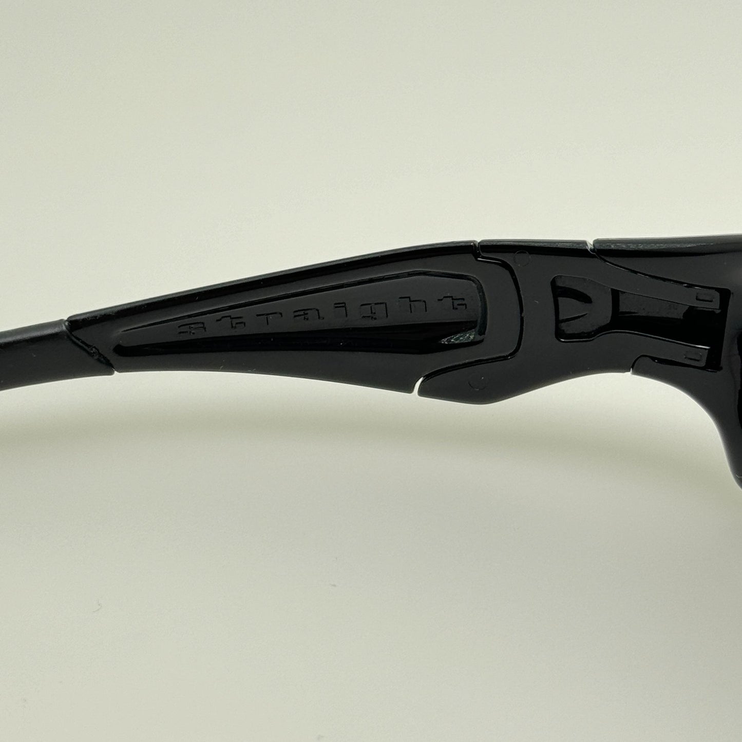 Oakley Sunglasses 12-935 Straight 61-18-135 Polarized Black