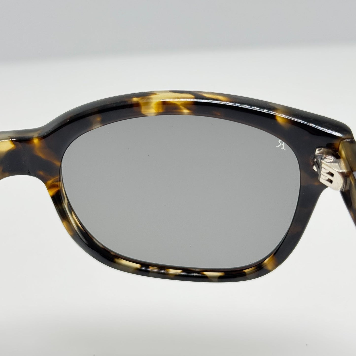 Raen Sunglasses Savoye Brindle Tortoise