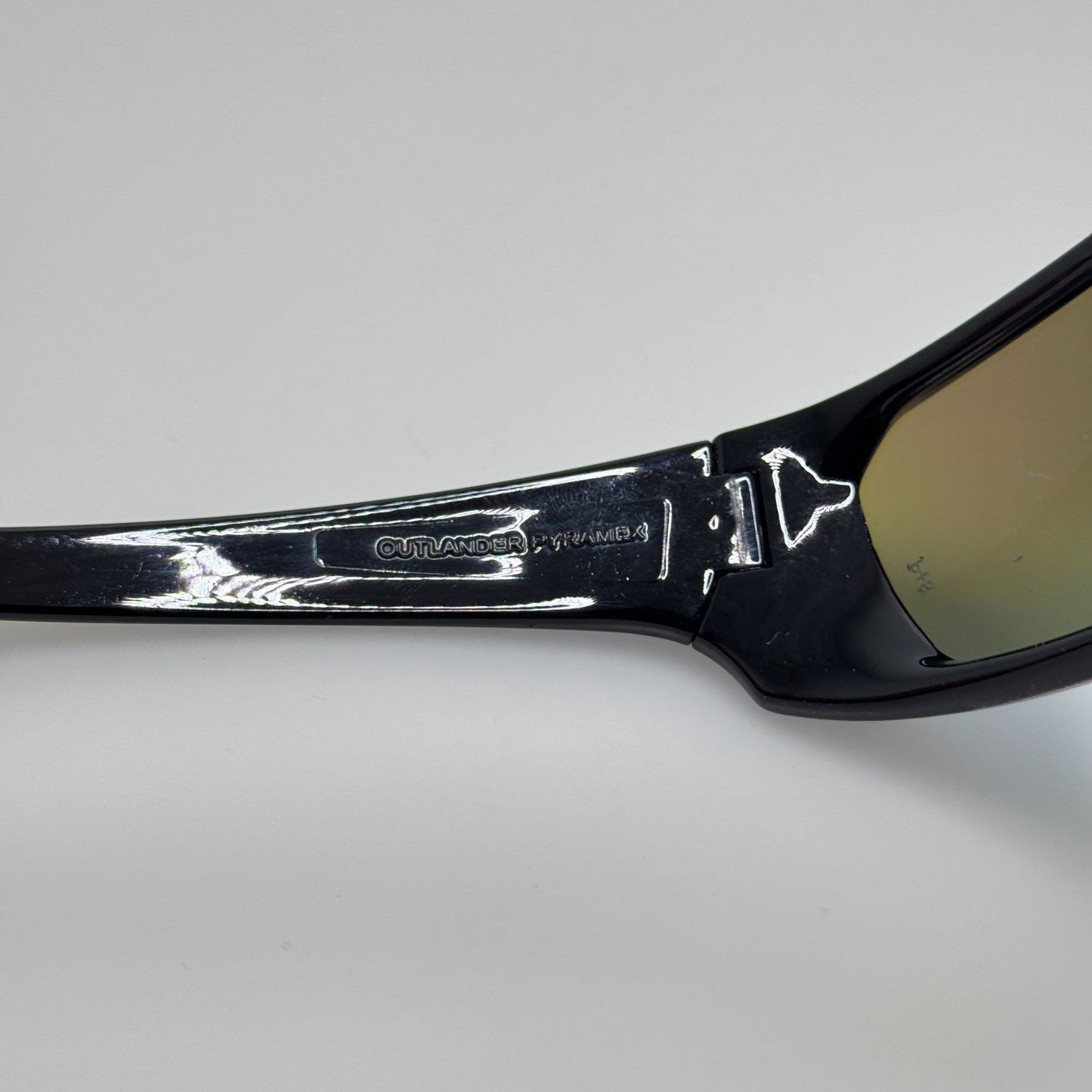 Outlander Sunglasses Pyramex Z87 Black