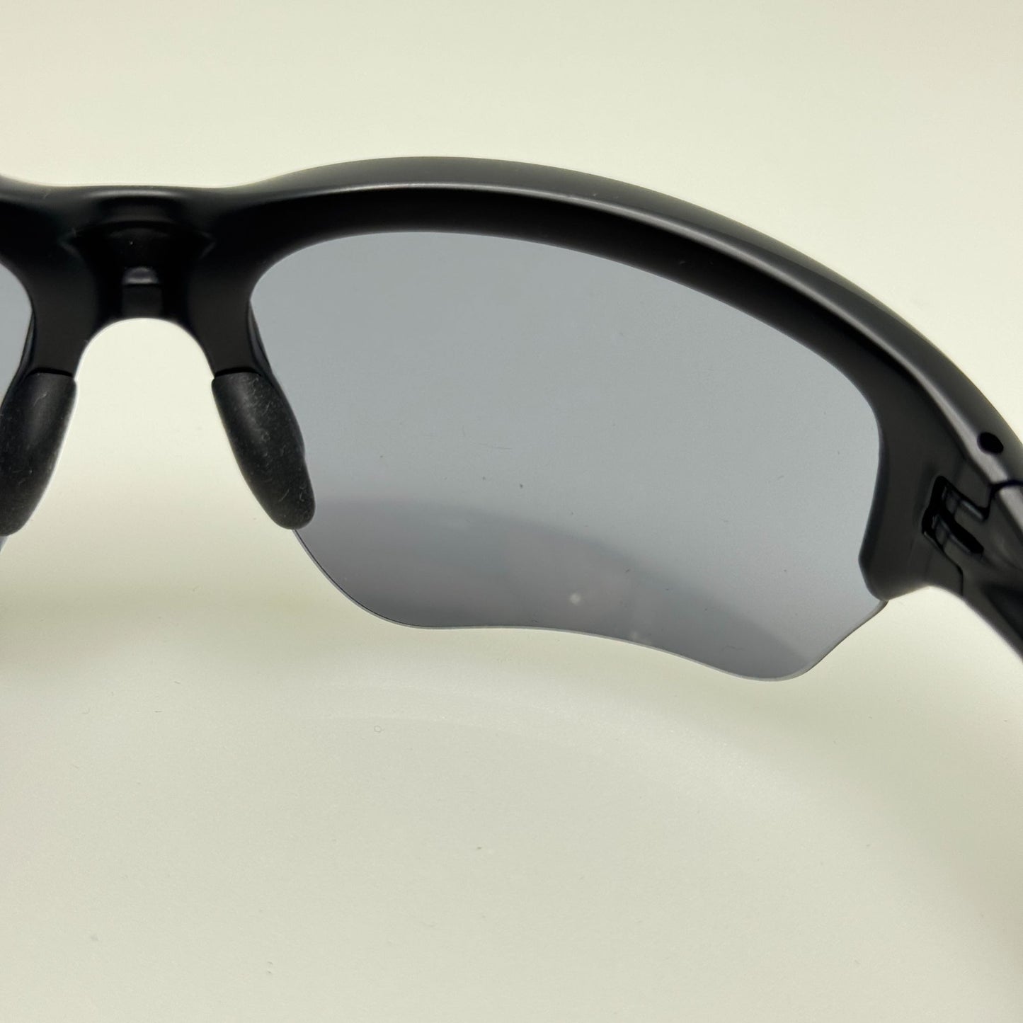 Oakley Sunglasses OO93963-0164 Flak Beta USA 64-08-131
