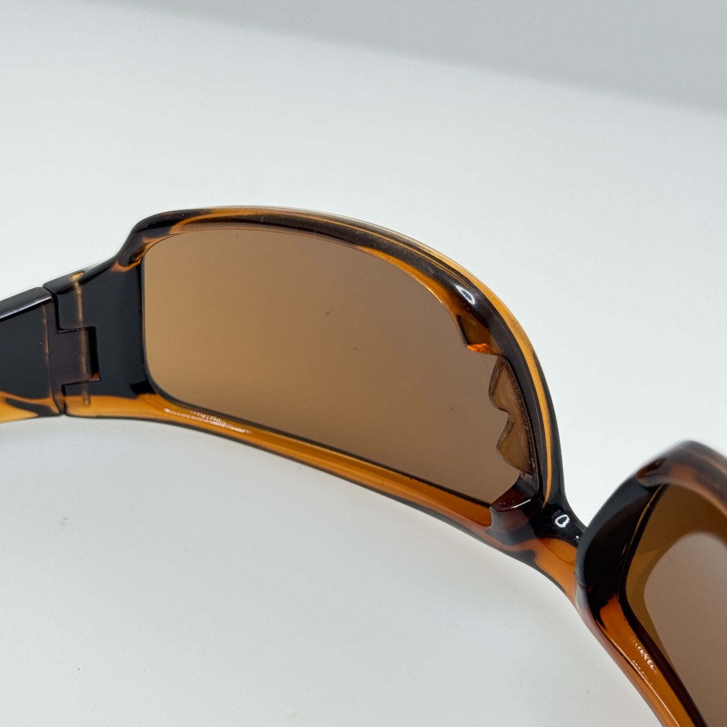 Bolle Sunglasses 12116 Keelback Italy Read Description