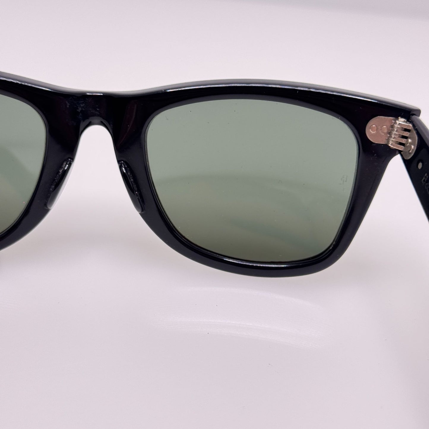 Bausch & Lomb B&L Ray Ban Sunglasses Wayfarer USA Purple