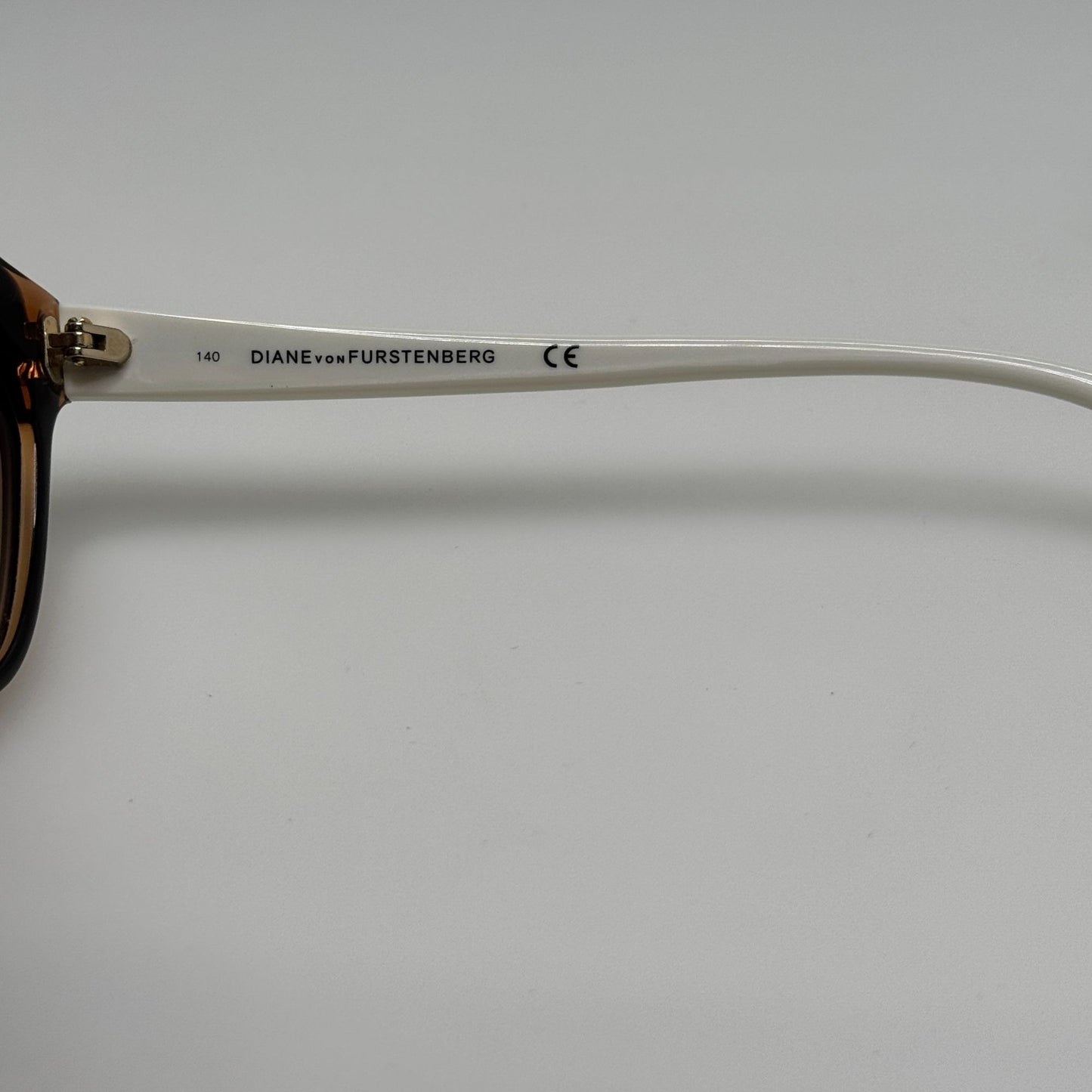 Diane Von Furstenberg Sunglasses DVF572S Addy 200 63-13-140