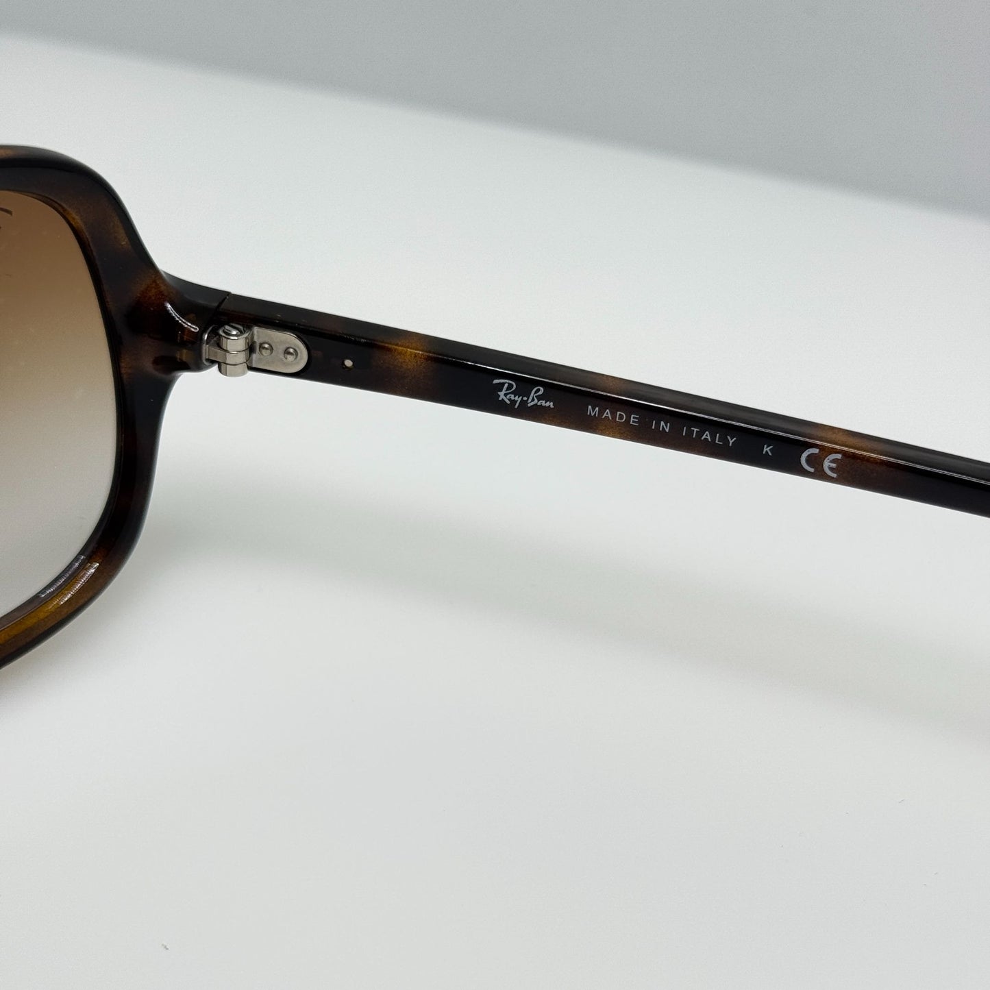 Ray Ban Sunglasses RB 4162 710/51 59-15-140