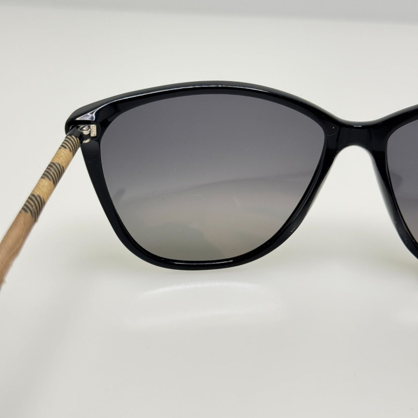 Burberry Sunglasses B 4117 3001/T3 Polarized Italy 58-14-140 Read Description B