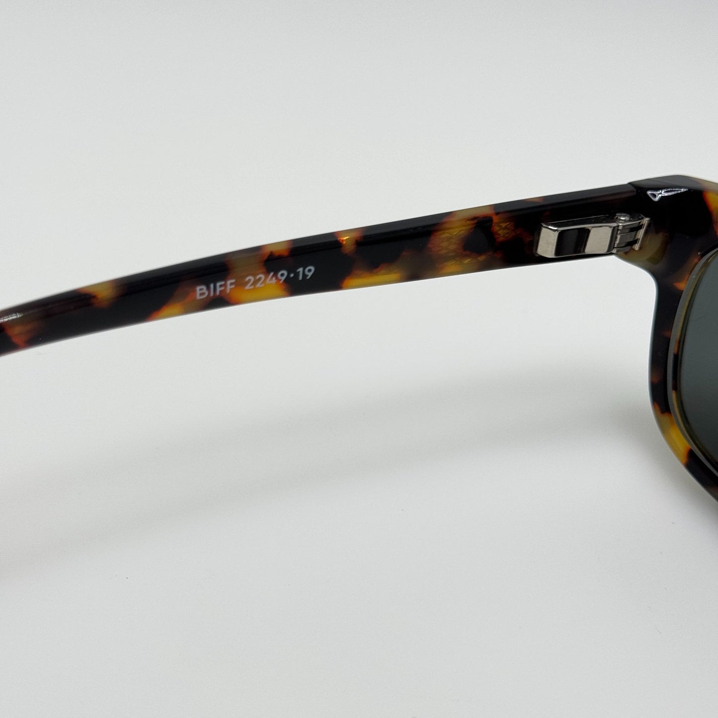 Eyebobs Eyeglasses Eye Glasses Frames 2249 19 Biff 46-20