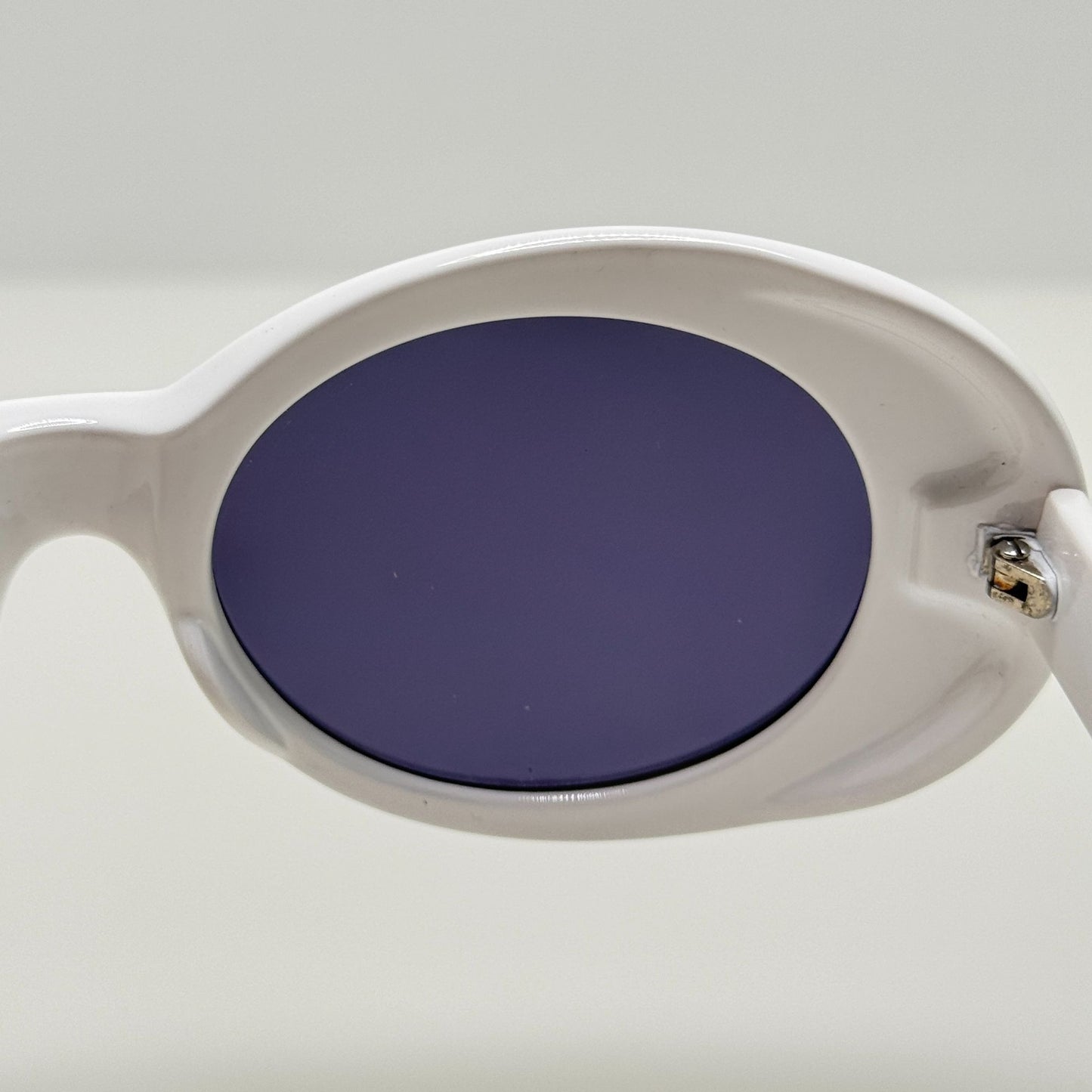 Quay Sunglasses Frivolous White 125