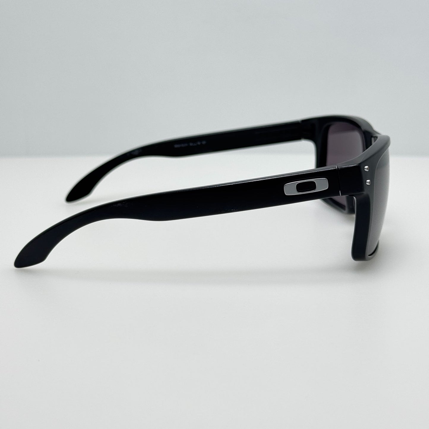 Oakley Sunglasses OO9102-01 Holbrook Black 56-18-137
