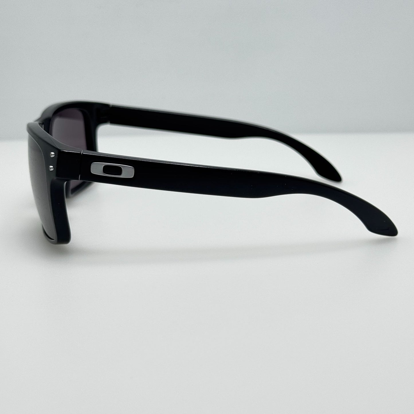 Oakley Sunglasses OO9102-01 Holbrook Black 56-18-137