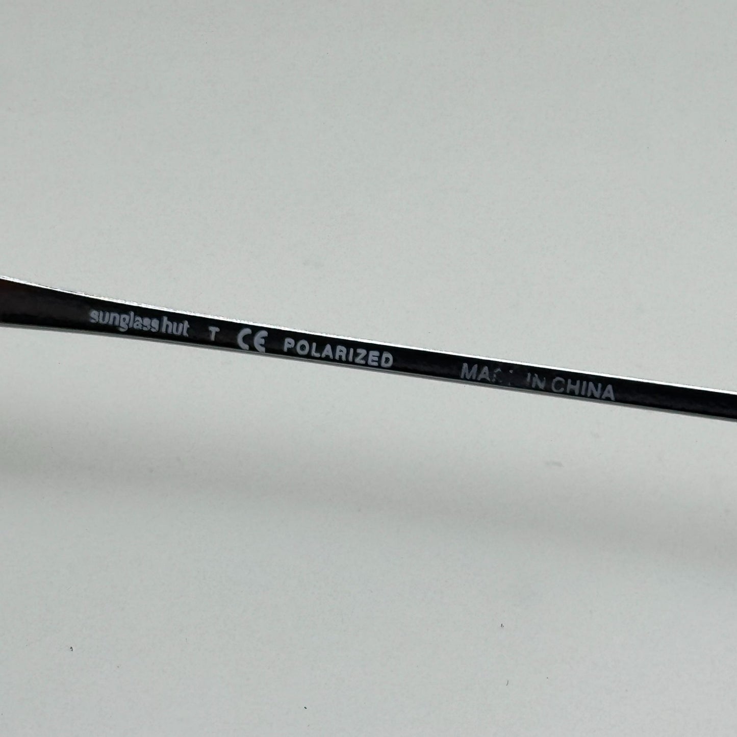 Sunglass Hut Sunglasses HU 1004 004/2V Polarized 59-16-140