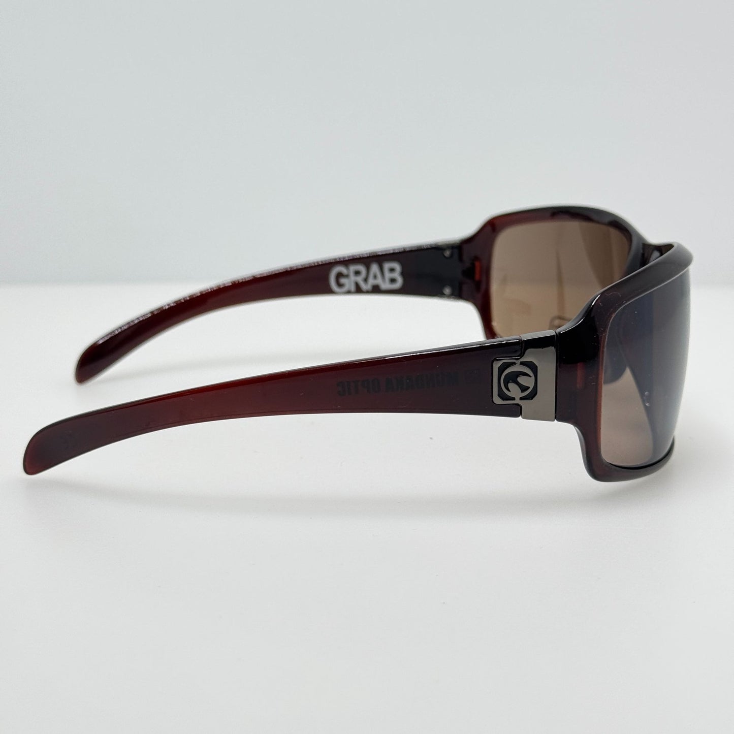 Mundaka Optic Sunglasses Grab