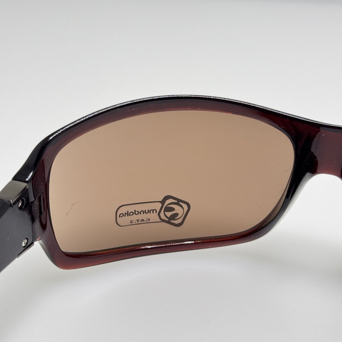 Mundaka Optic Sunglasses Grab