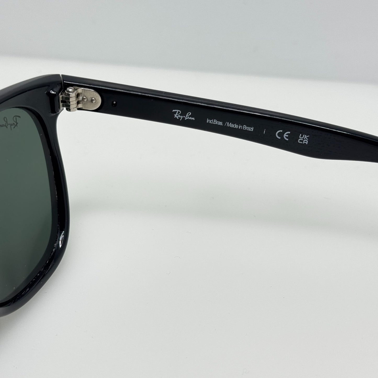 Ray Ban Sunglasses RB 4184 601/71 Black Brazil 54-17-145 B