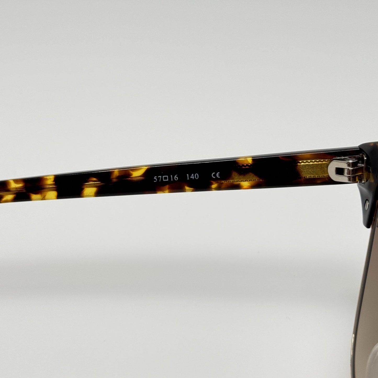 Oscar de la Renta Sunglasses SSC5166 215 57-16-140
