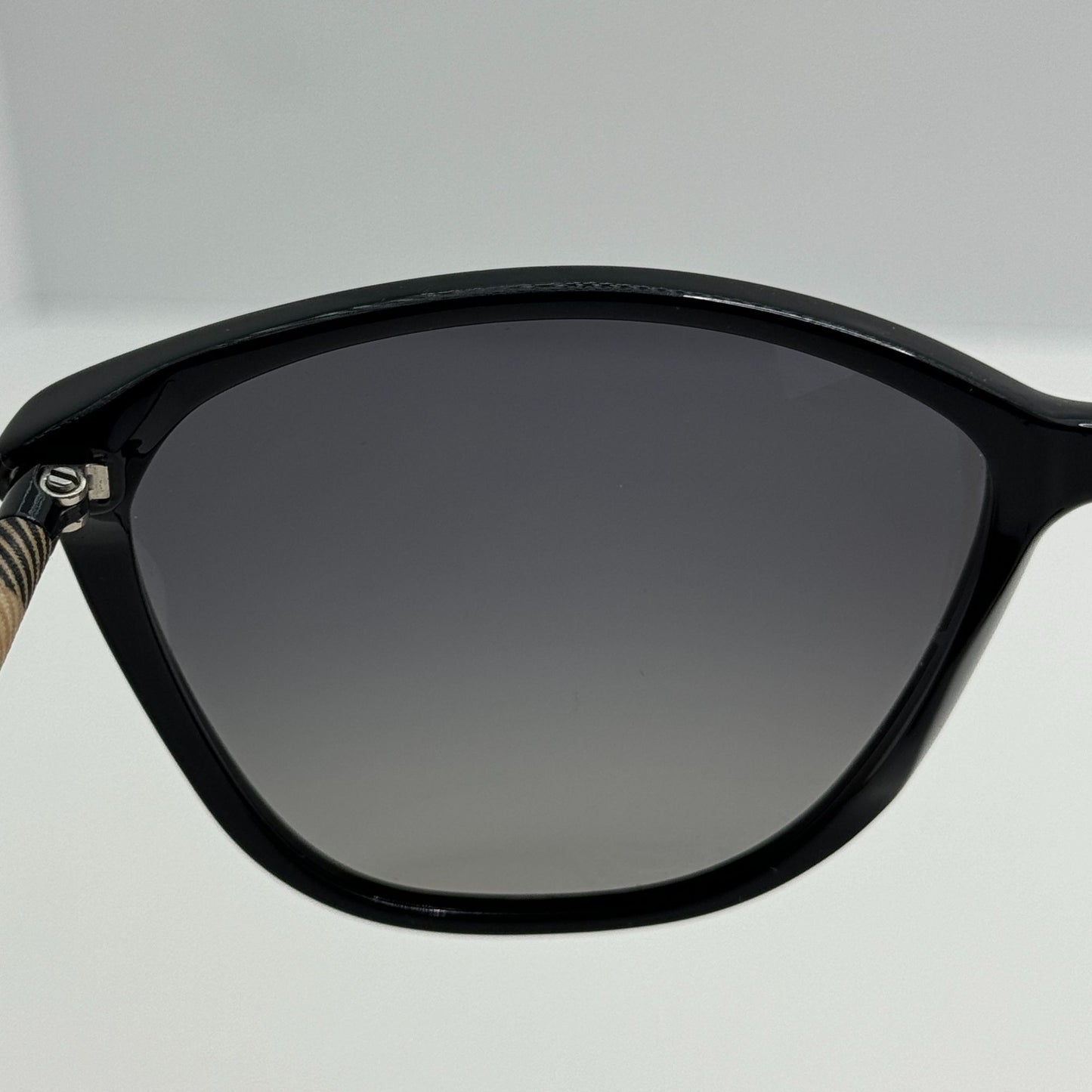 Burberry Sunglasses B 4117 3001/T3 Polarized Italy 58-14-140 Read Description