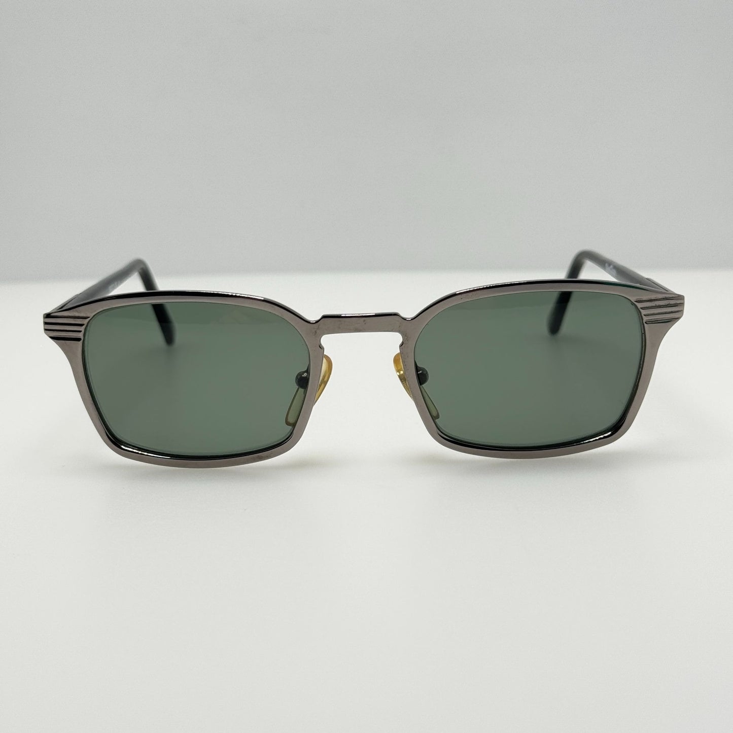 Sungear Sunglasses S92071-162 Laurel Black Glass Lenses W/ Case
